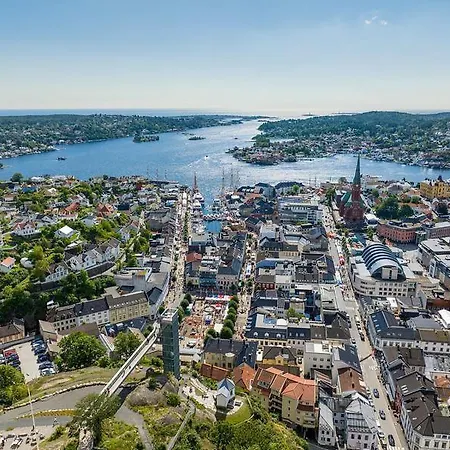 Luxury & Your Stylish In Arendal! Casa de Férias *